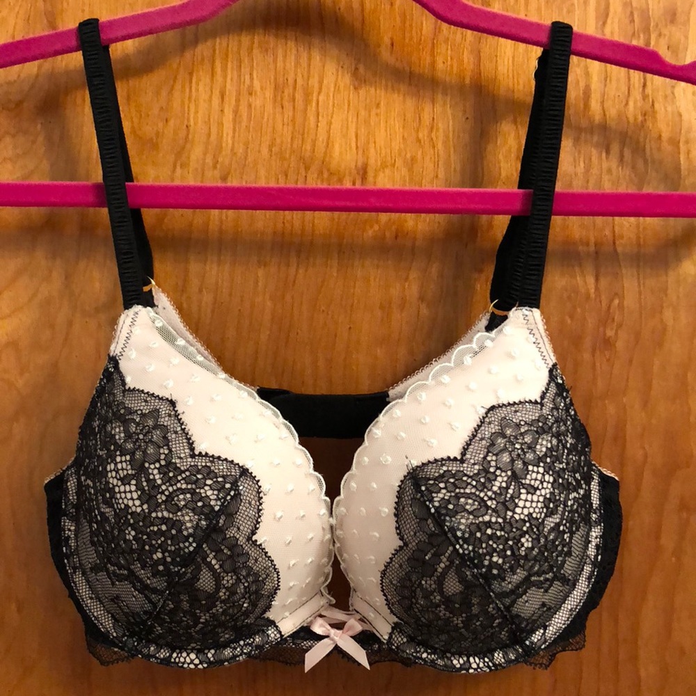 Victoria’s Secret pink black lace ruched strap bra